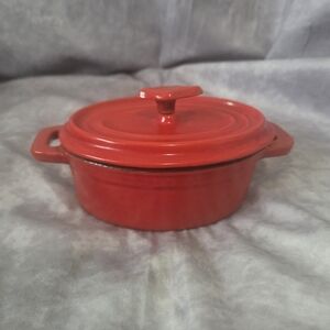 Red Cast Iron Mini Dutch Oven